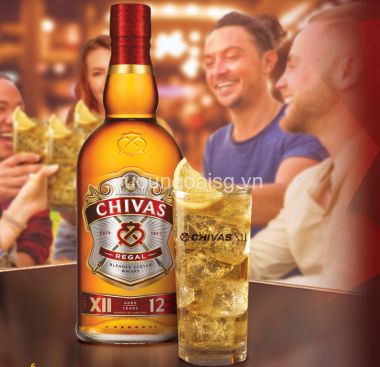 CHIVAS 12 NĂM - HỘP QUÀ TẾT 2024