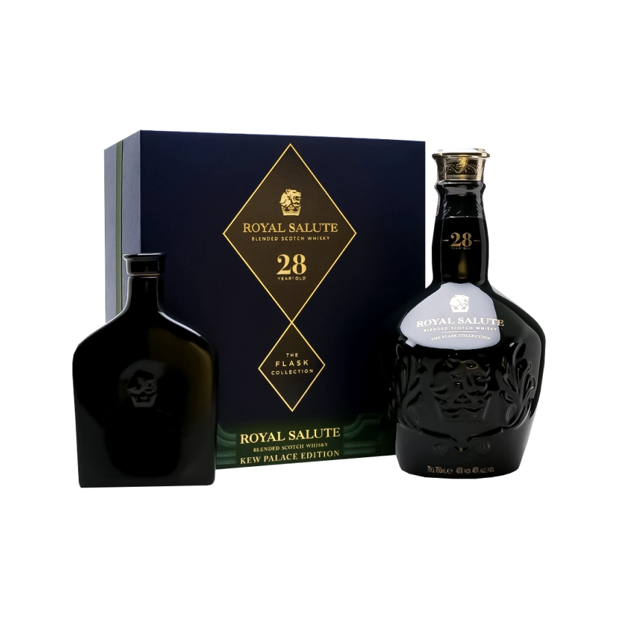 Chivas 28 Năm Royal Salute