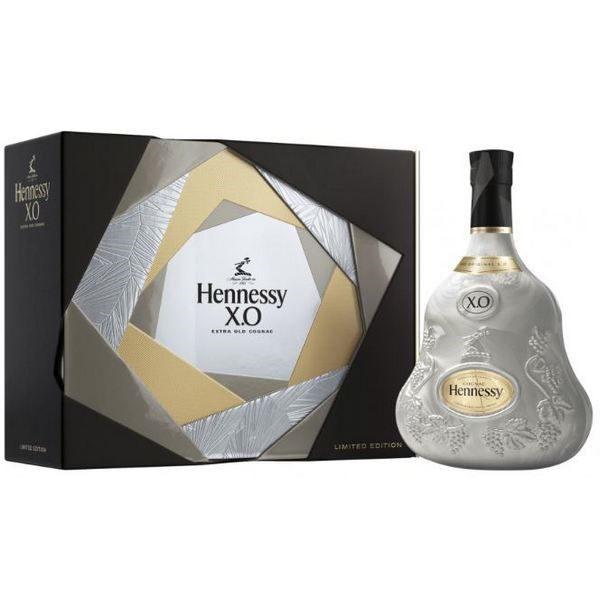 Hennessy XO 1.5L (Tháp Bạc)