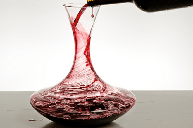 HƯỚNG DẪN CHỌN BÌNH DECANTER CHO RƯỢU VANG